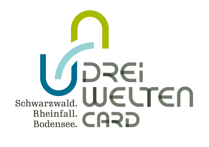 Logo DreiWelten Card mit dunkelblauem, hellblauen und grünem Strich zum Thema Ausflugsziele in und um Bonndorf